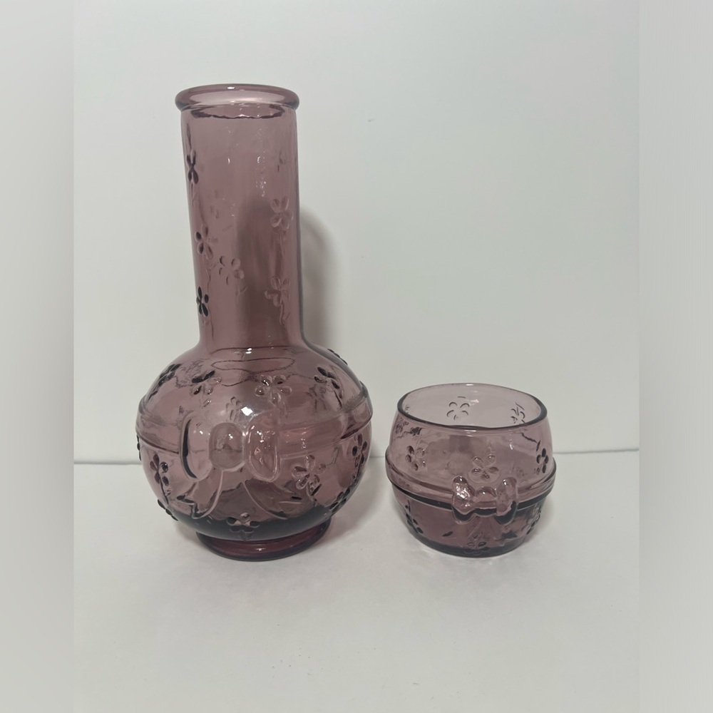 VTG Crownford Giftware Purple Amethyst Glass Decanter & Cup Made in ITALY 1983